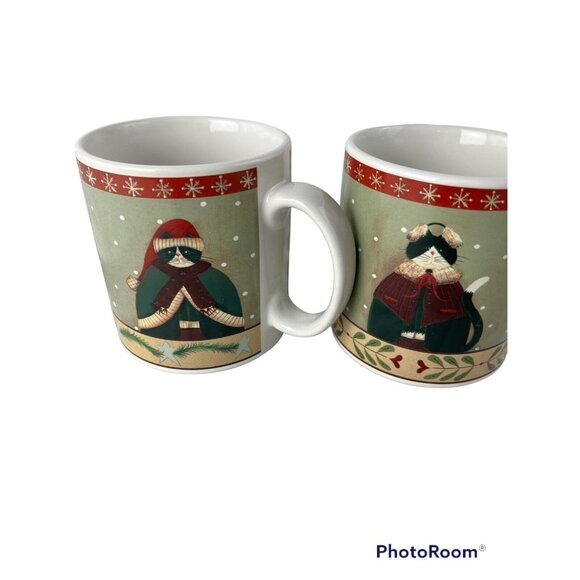 Sakura Holiday Cats Ceramic Mugs Festive Cat Designs In Winter Attire Set of 4 - Picture 2 of 4